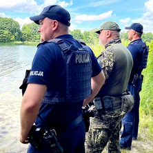Wspólne patrole. Zwracają uwagę na przestrzeganie przepisów