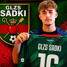 Oliwier Lisiecki zagra w GLZS Sadki. Kolejny transfer